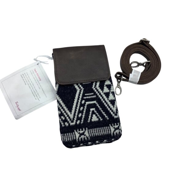 Thirty-one Rio Weave Geometric Print Crossbody Purse Adjustable Strap NEW 8x4x1" - Picture 1 of 9